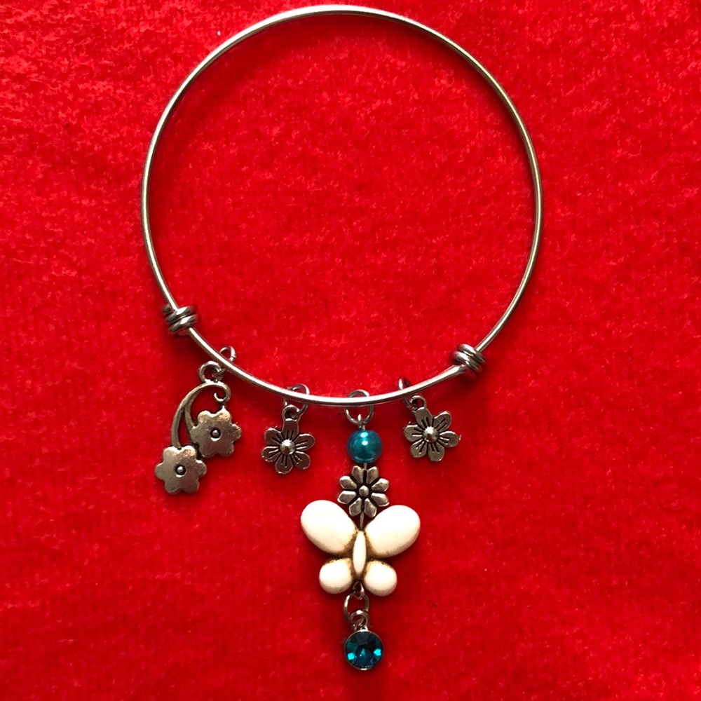 NWT, Handmade by A Charmed Life. Adjustable, Silver, Bangle Bracelet.